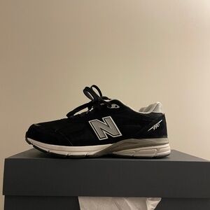 Gradeschool New Balance 990v3